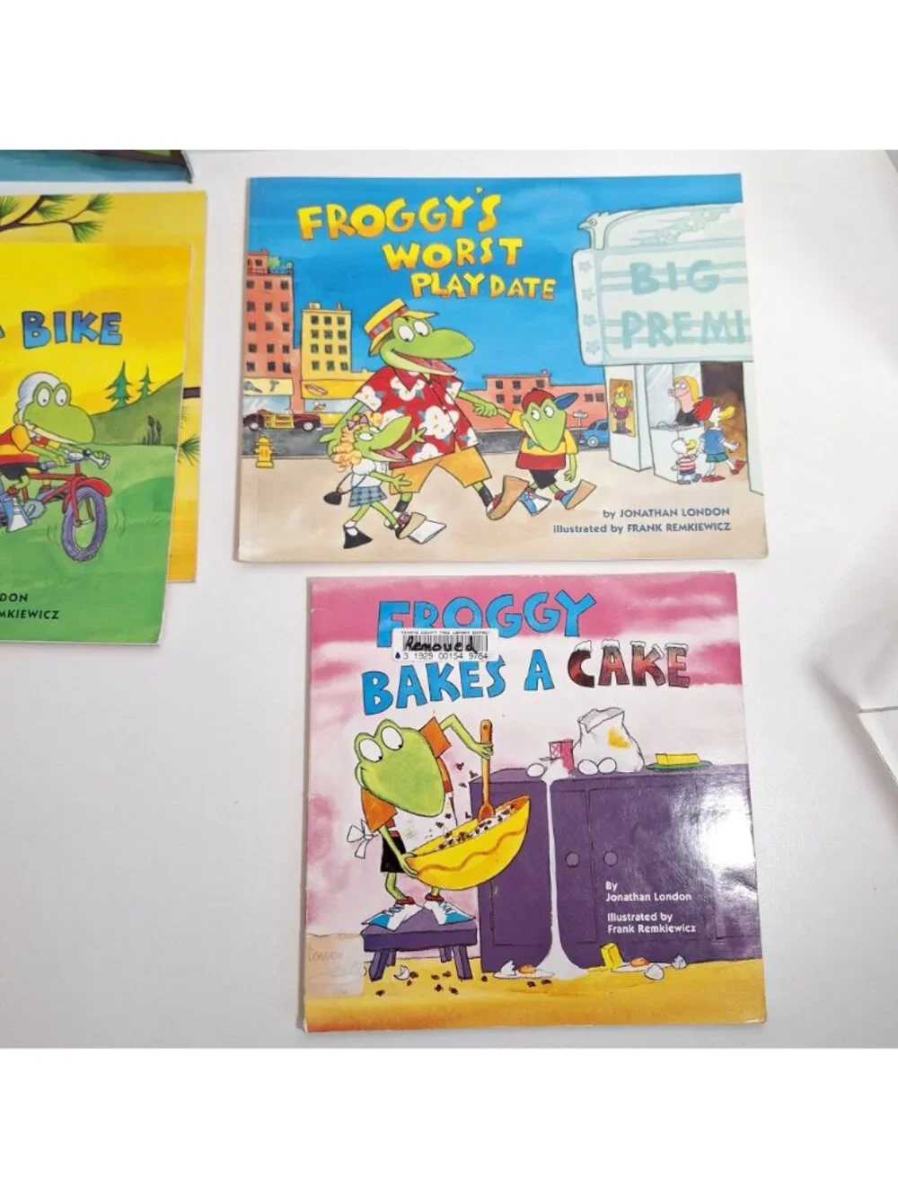 Froggy Book Lot Worst Play Date Goes to Hawaii First Kiss Builds Treehouse Bike - Picture 3 of 10